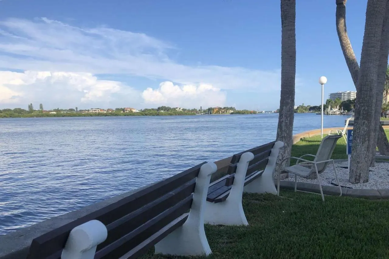 Harbor Tower Intracoastal Holiday home