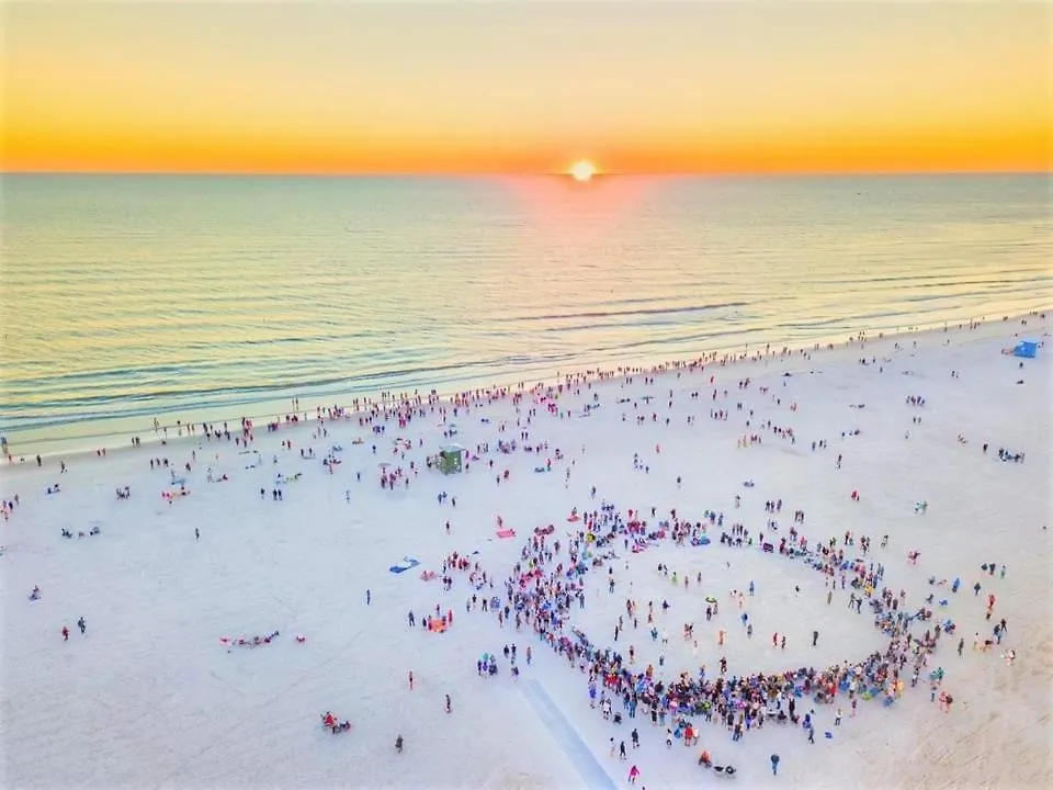 Siesta Beach Cottage, Sleeps 6, Walk To Beach, Stores, & Restaurants Holiday home Siesta Key