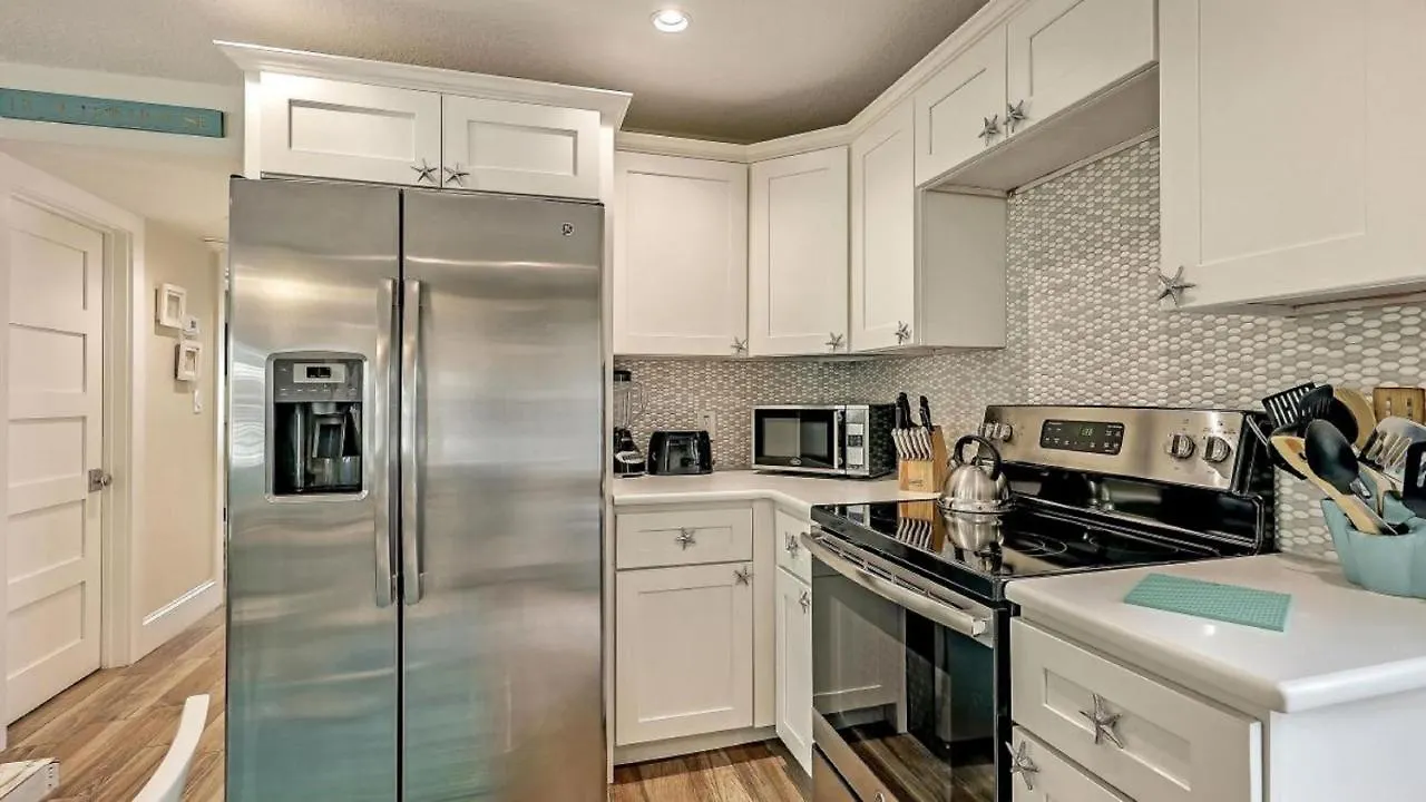 Canal Upper-gorgeous 3 Bed 3 Bath Near Sk Village Holiday home