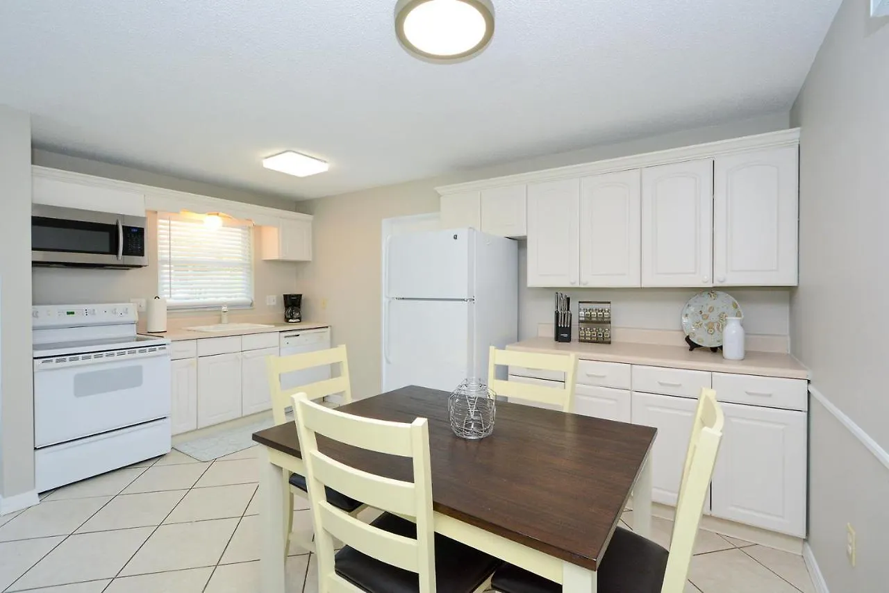 Canal 313 - Right In Village! Holiday home *