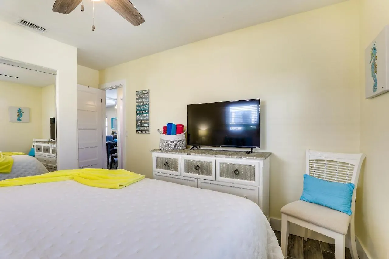 Dream Vacation Near Village! * Siesta Key