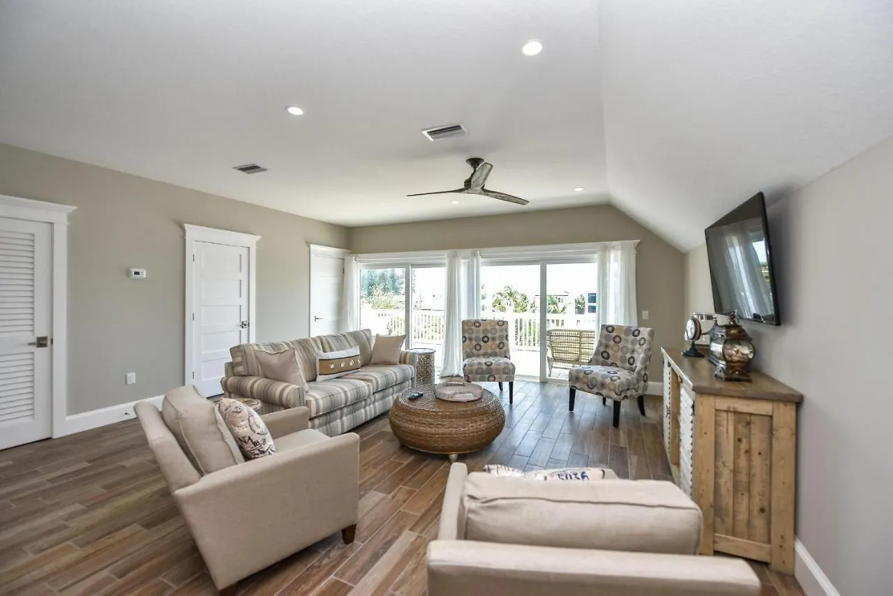 Sea Spray Holiday home *