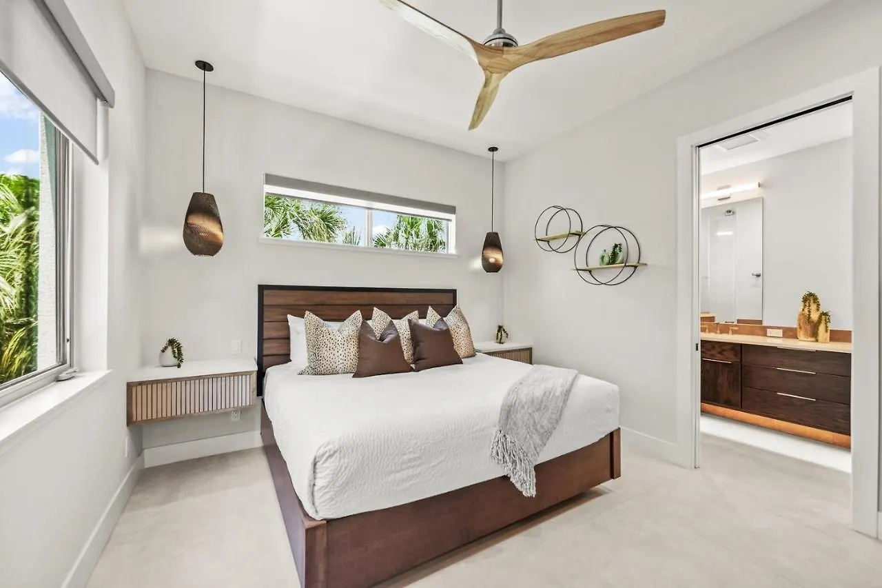 Elevated Perspective Holiday home Siesta Key