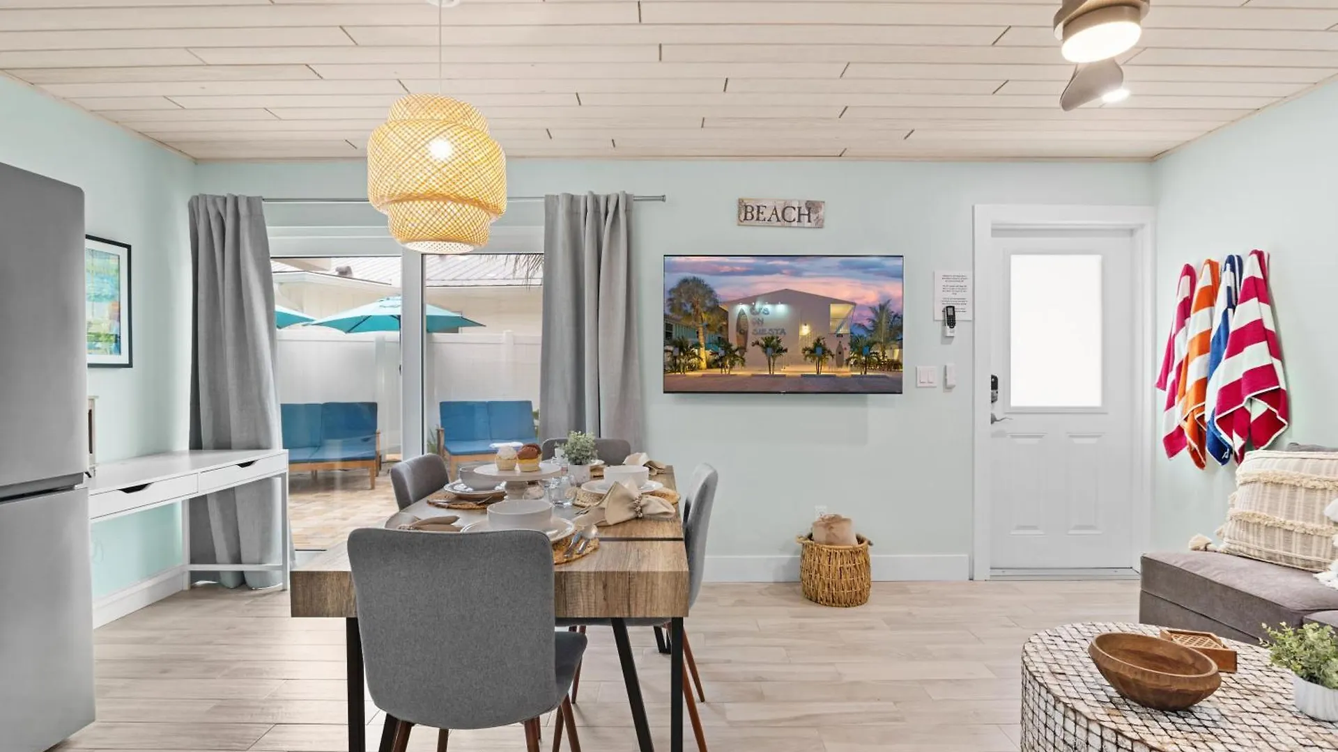 The Coral Reef - L * Siesta Key