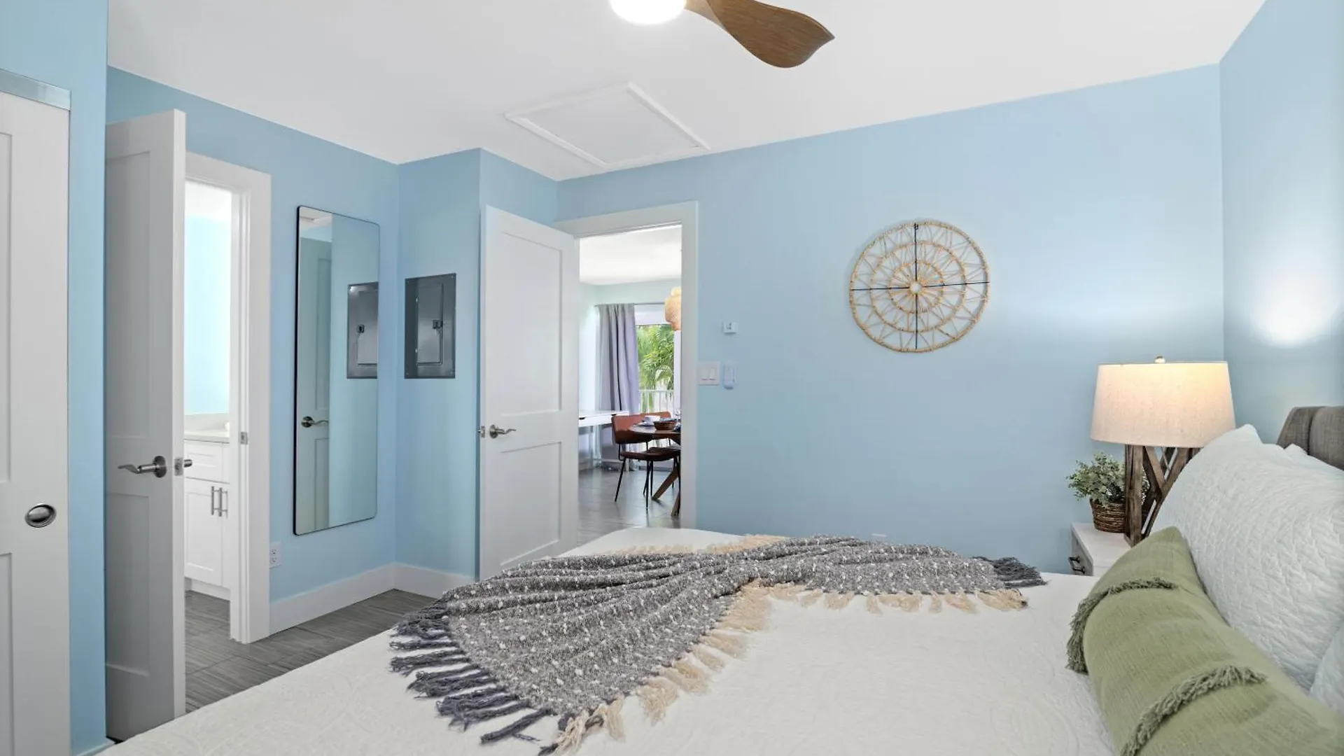Holiday home Sea Breeze - 275
