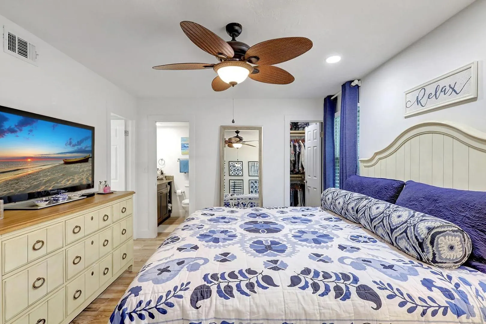 1166 Pd Contemporary Coastal Luxury Holiday home Siesta Key