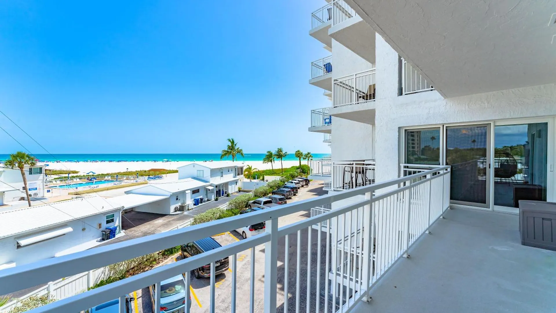 Jamaica Royale Beachfront Tower Apartment Siesta Key