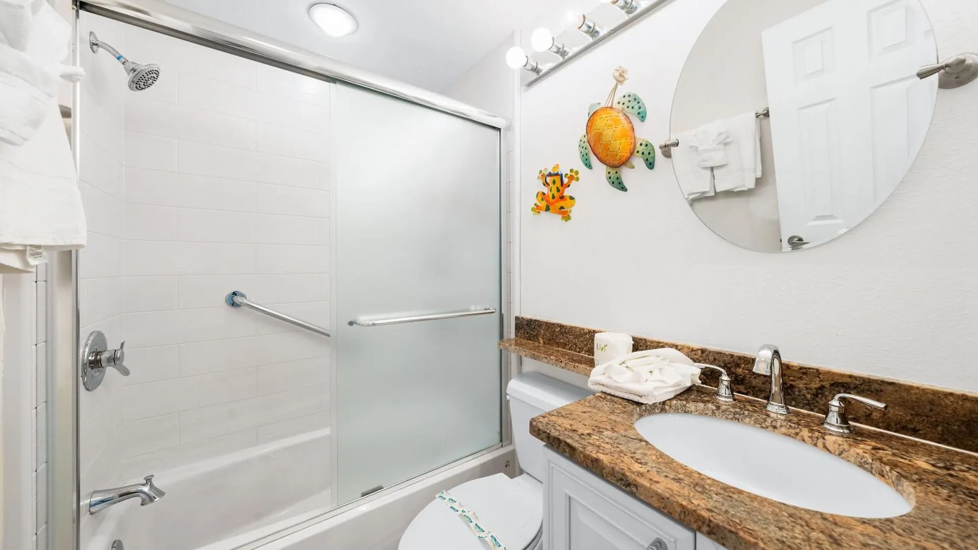 Jamaica Royale Beachfront Tower Apartment *