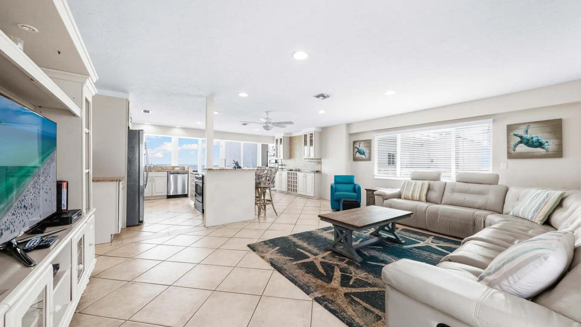 Apartment Jamaica Royale Beachfront Tower *