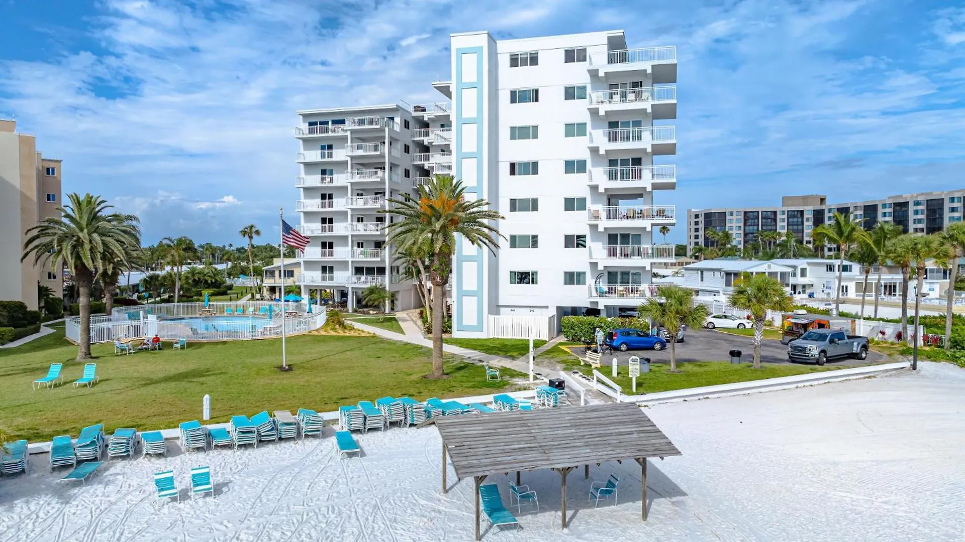 Apartment Jamaica Royale Beachfront Tower *