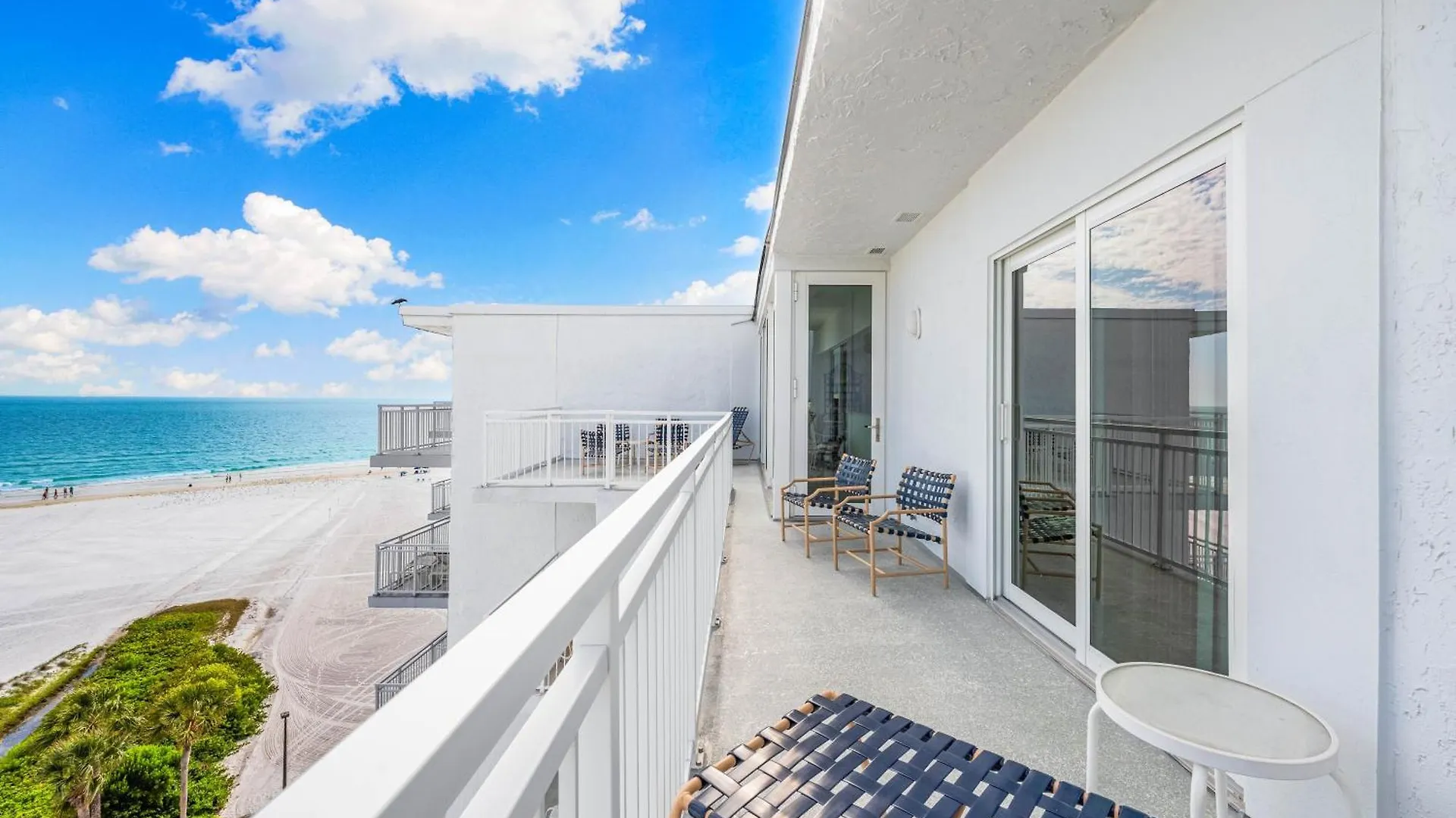 Apartment Jamaica Royale Beachfront Tower Siesta Key