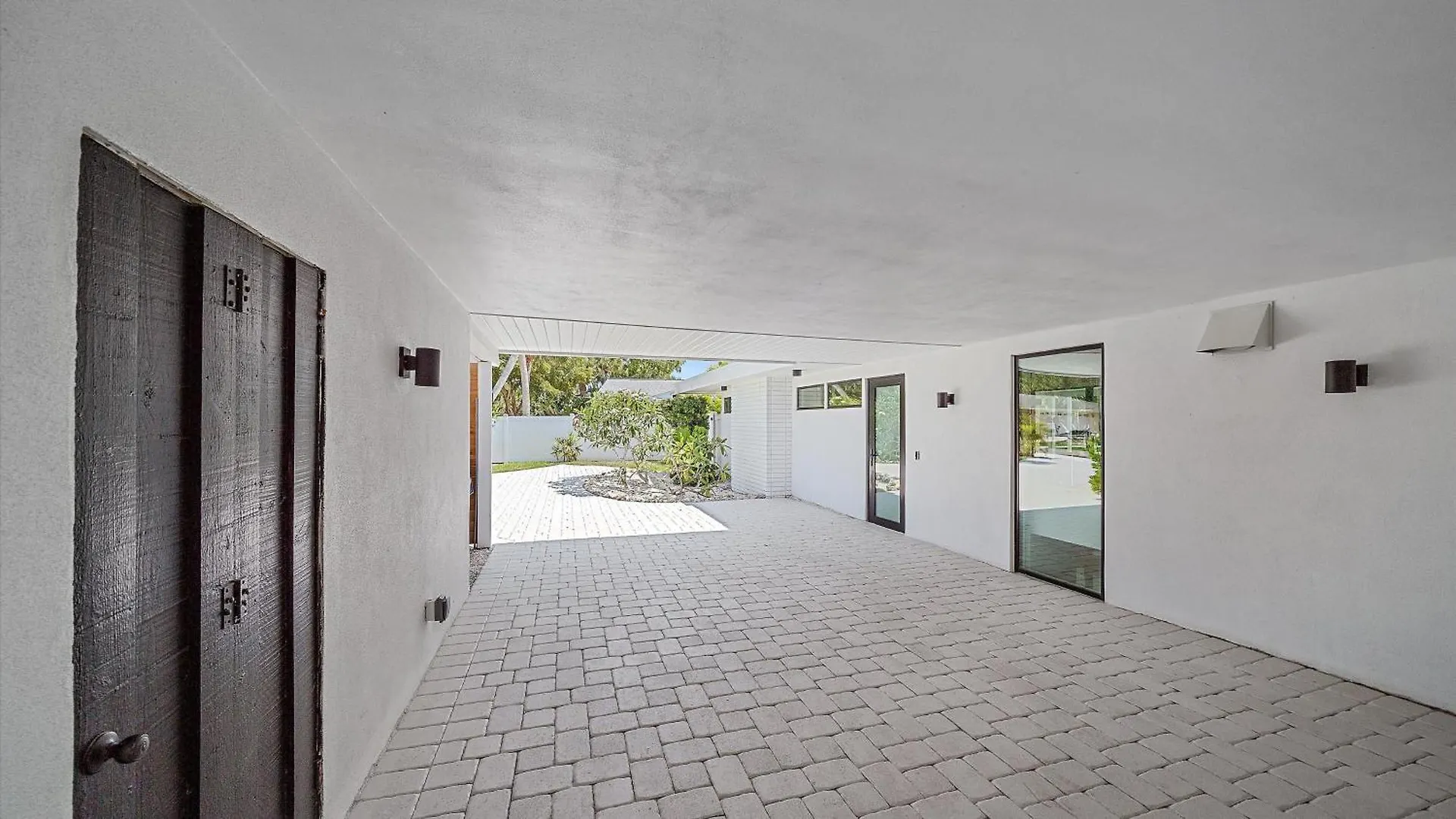 The Windward House سيستا كي