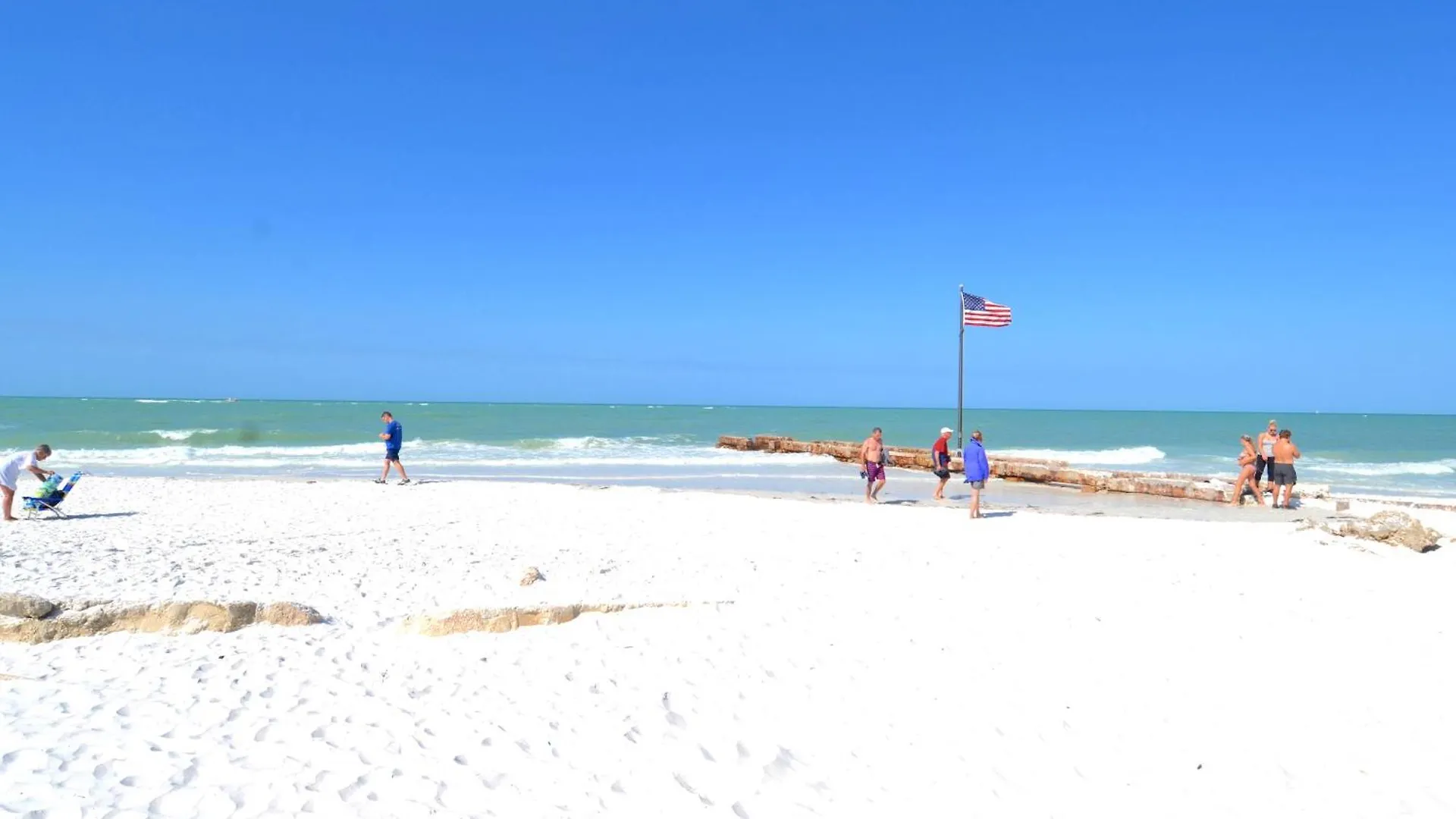 Newly Remodeled Apt! Key-west Victorian With Access, To Beach! Siesta Key
