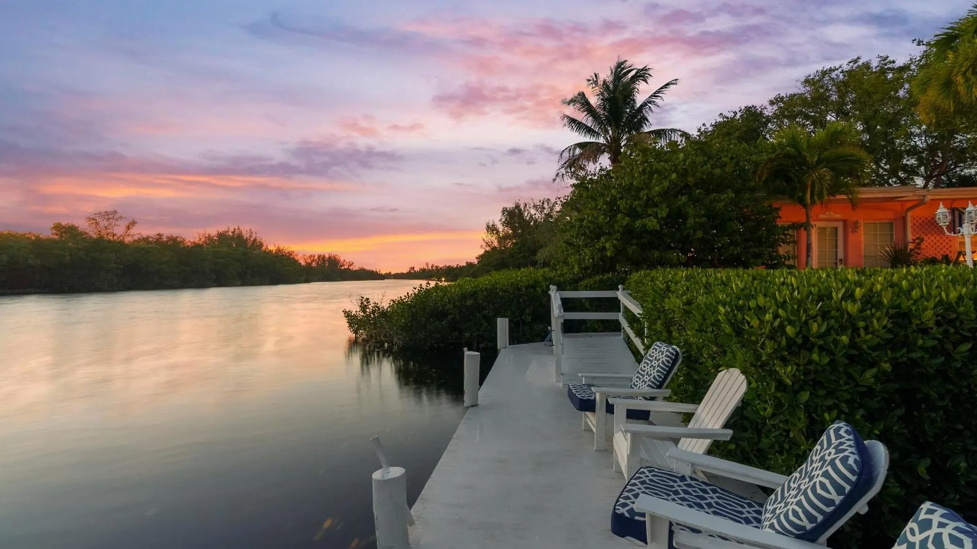 Heron Lagoon, Dock, Pool, The Coconut At Holiday home *