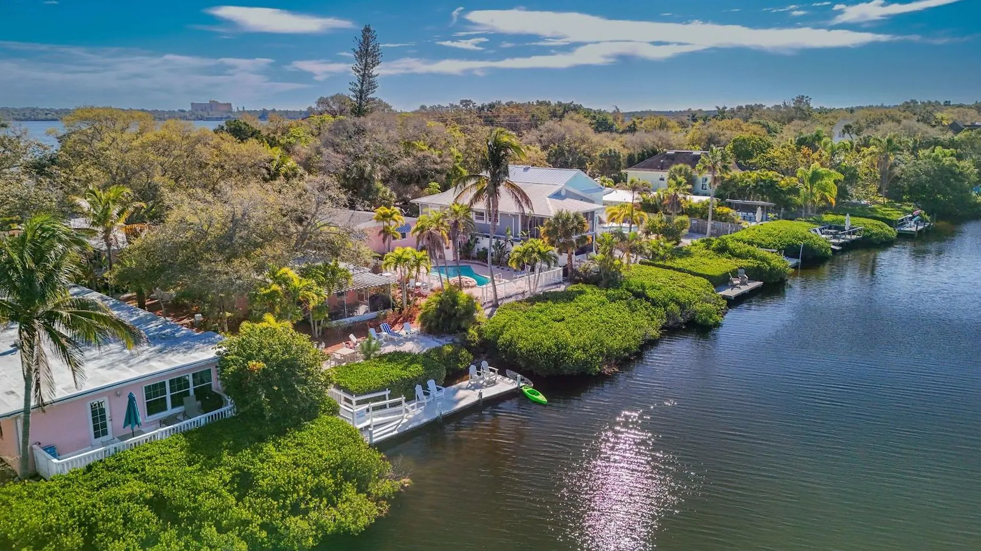 Heron Lagoon, Dock, Pool, The Coconut At Holiday home Siesta Key