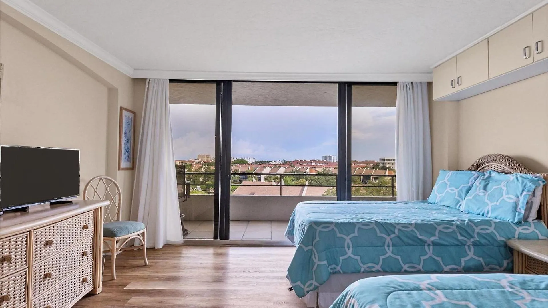 Anchorage 3 Bedroom Luxury W Balcony Pool Table Near 0891