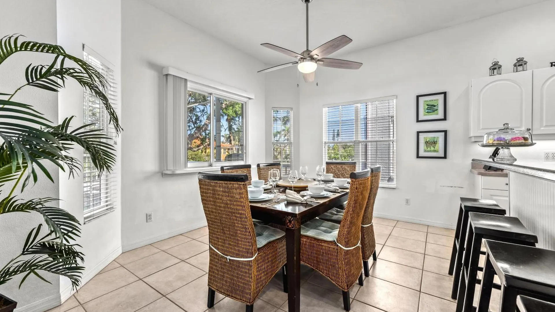 Champagne - 5322 Siesta Key