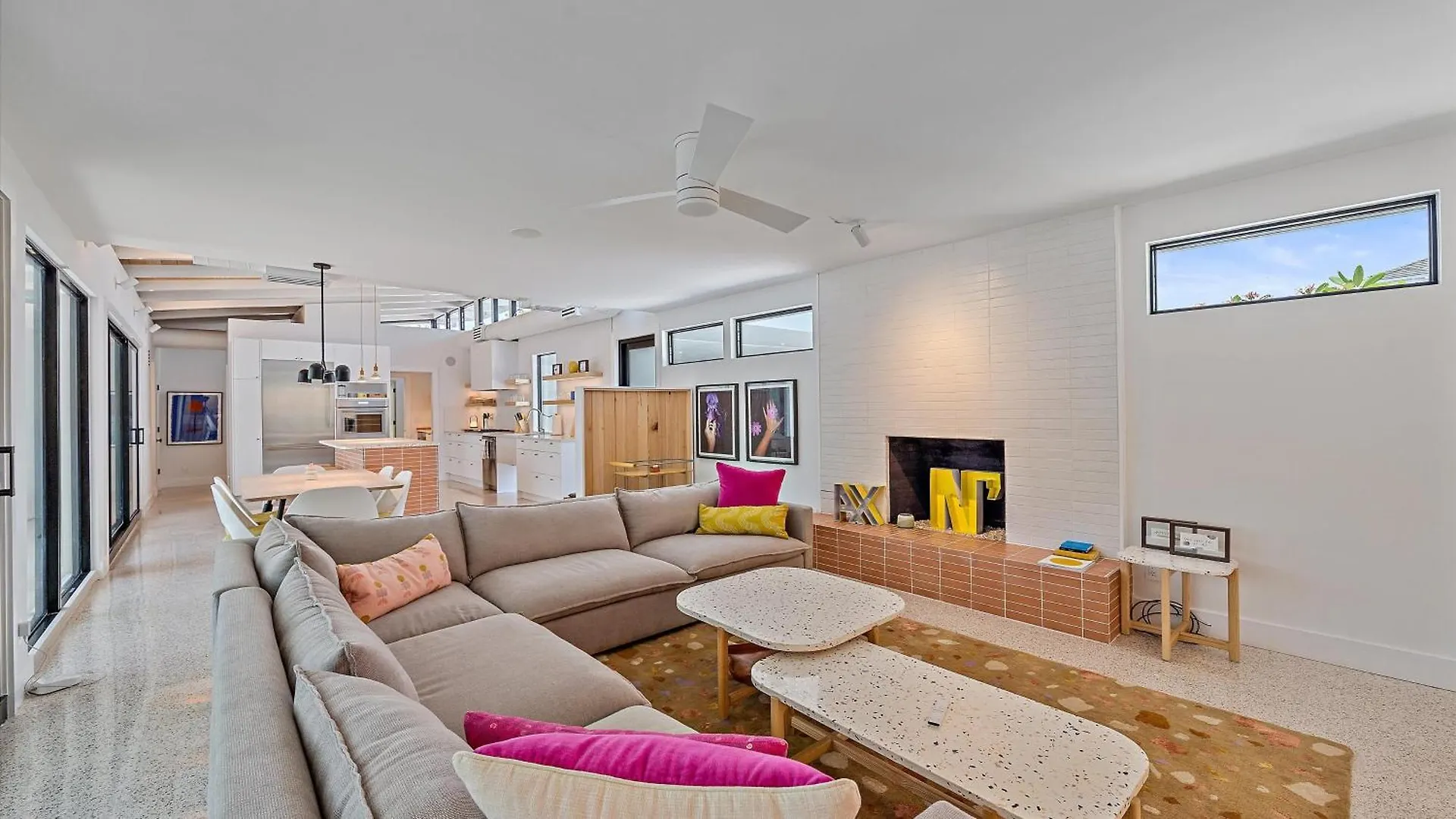 The Windward House * سيستا كي