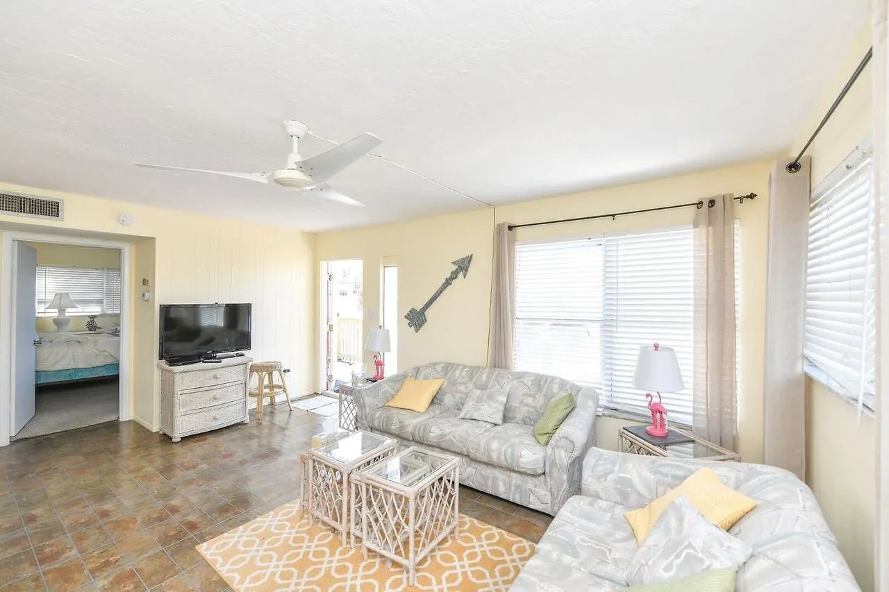 Διαμέρισμα Barefoot Bungalow