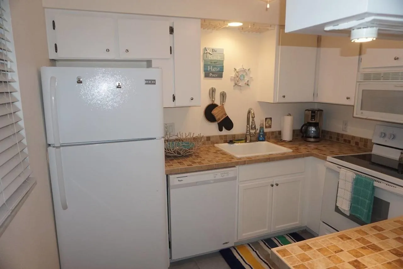 Barefoot Bungalow * Siesta Key