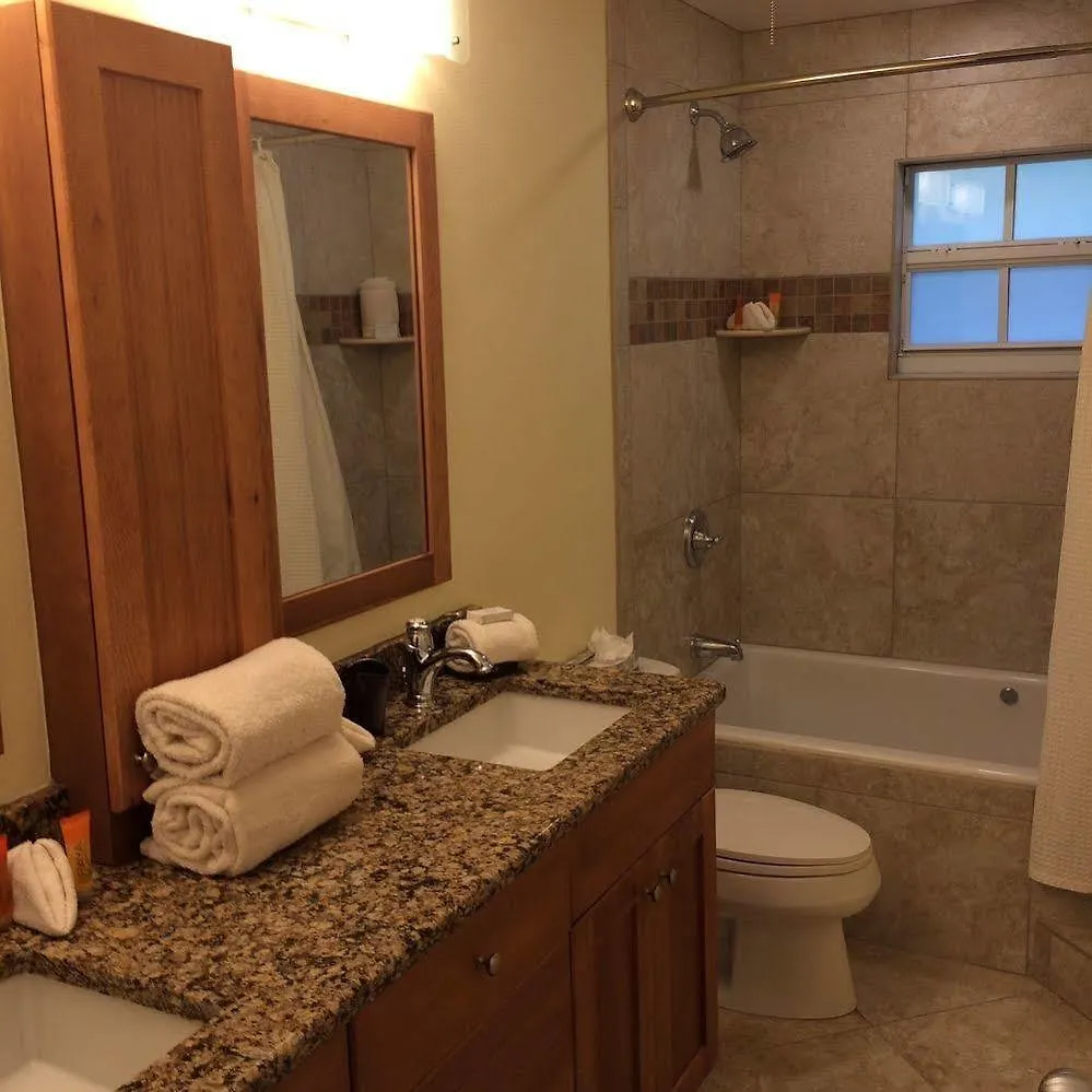 Siesta Palms By The 3* Siesta Key