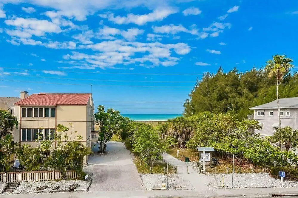 A House On Siesta Beach By Beachside Management Siesta Key