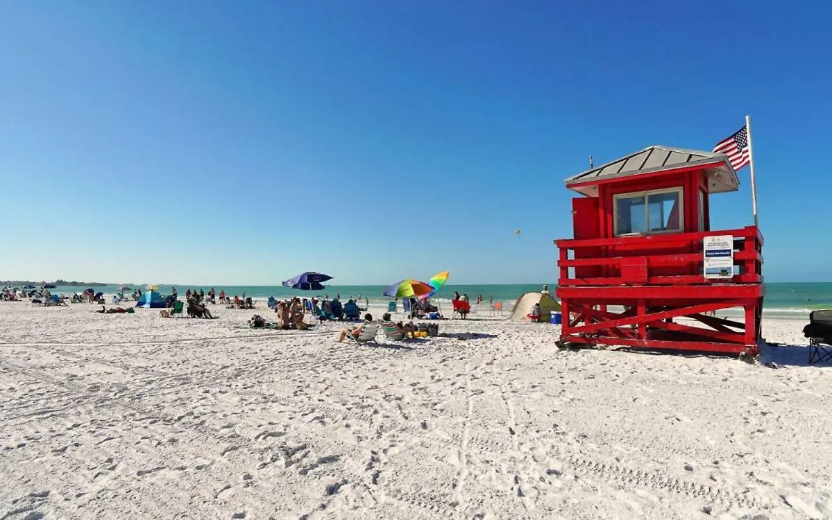 Holiday home Steps To #1 In America Siesta Beach! *