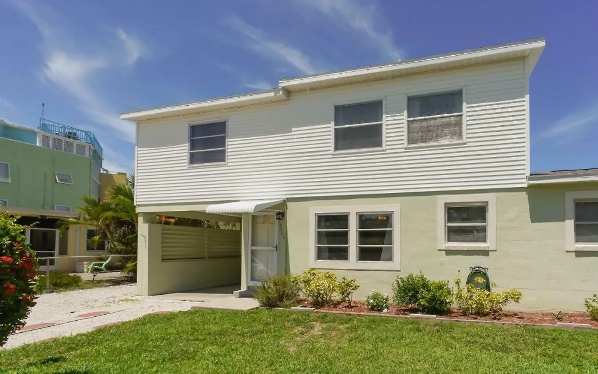 Steps To #1 In America Siesta Beach! *
