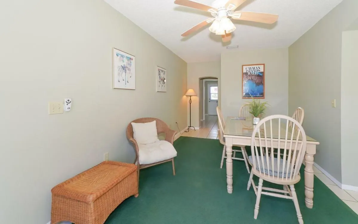 Holiday home Steps To #1 In America Siesta Beach!