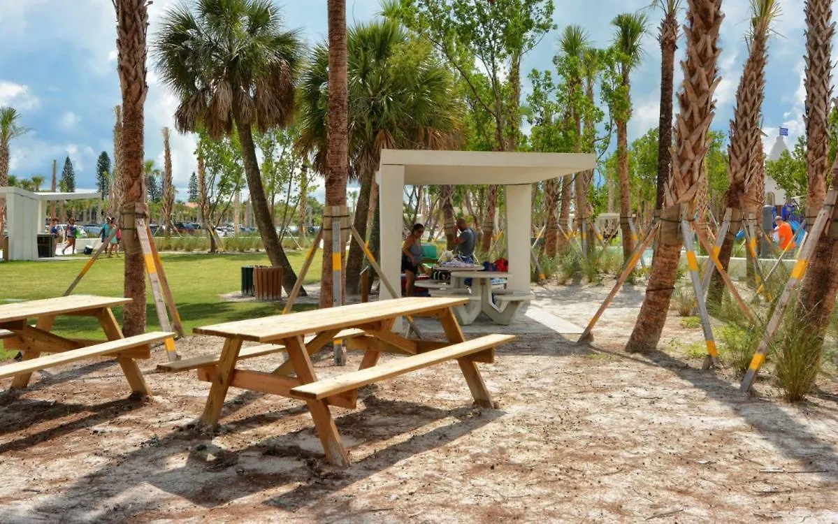 Holiday home Steps To #1 In America Siesta Beach! Siesta Key