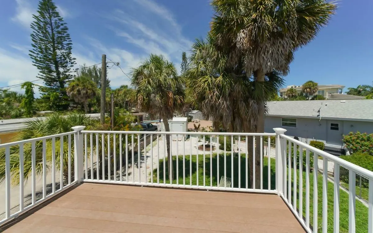 Holiday home Steps To #1 In America Siesta Beach! *