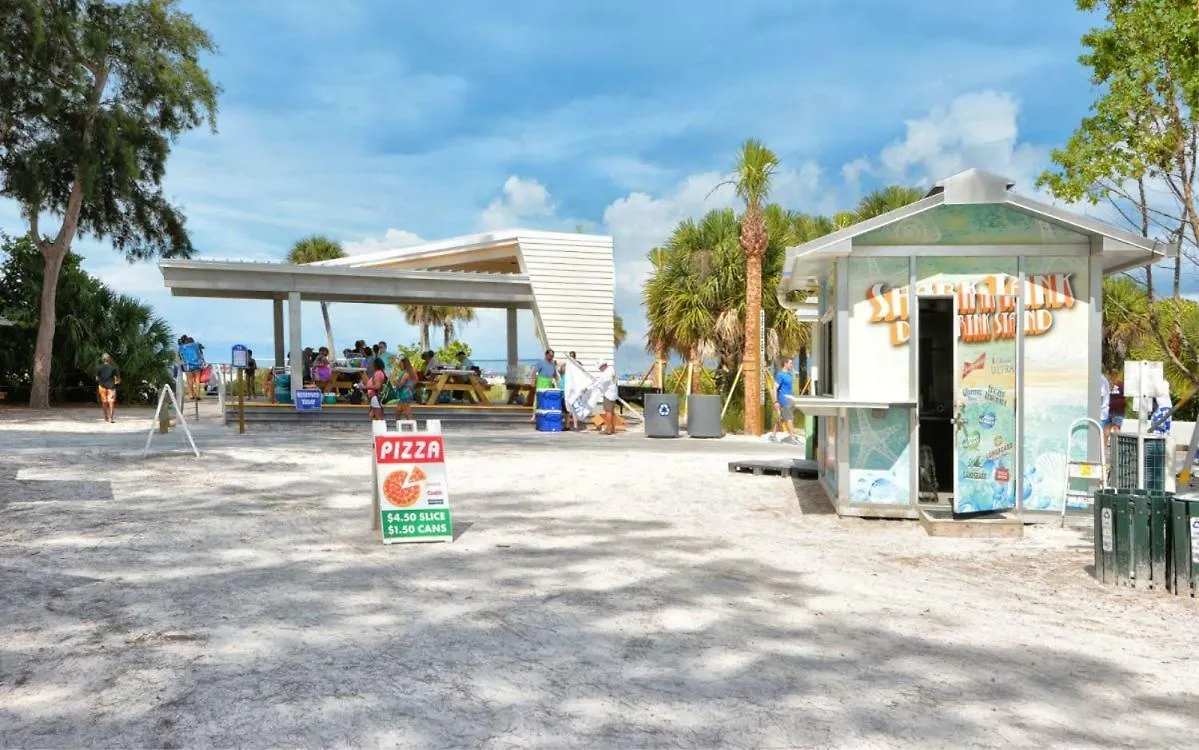 Walk To The Or Village In Minutes! Siesta Key