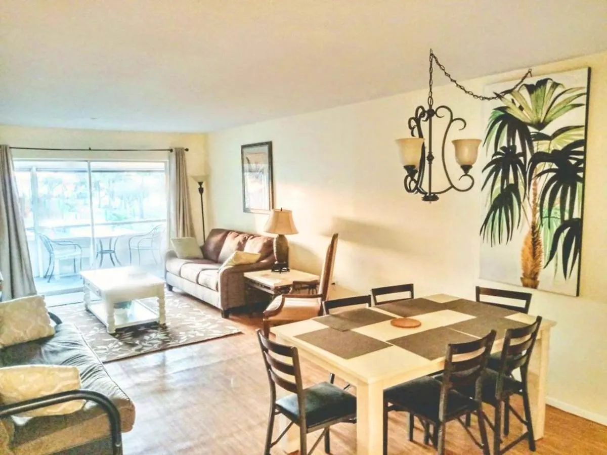 Tropical Dreams - Sarasota 2 Bedroom Near Siesta Key