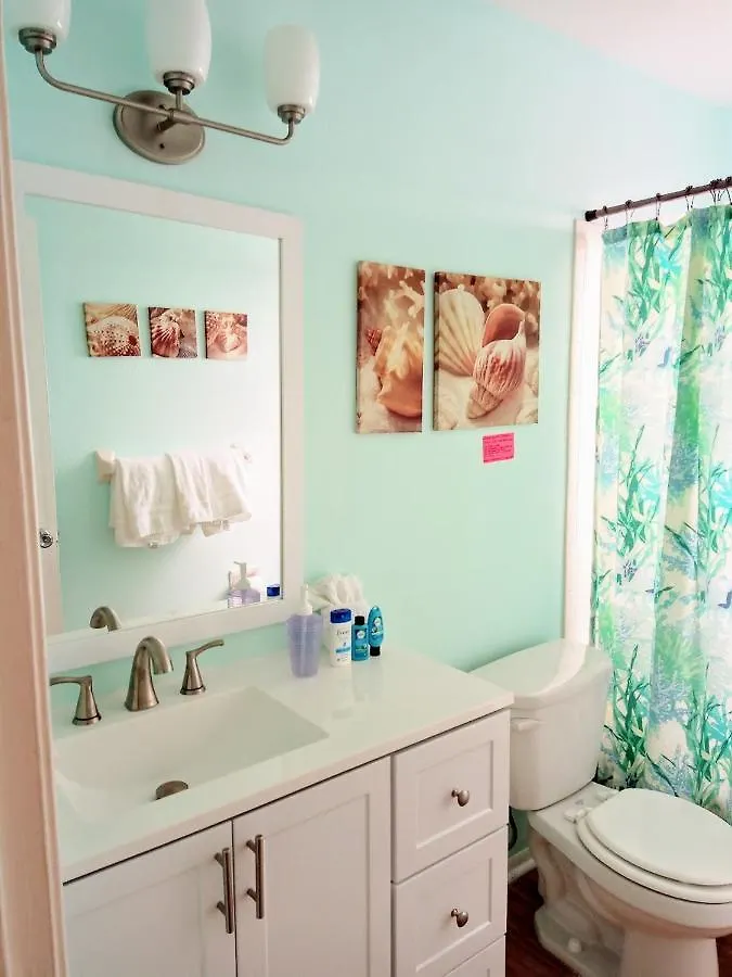 Tropical Dreams - Sarasota 2 Bedroom Near *