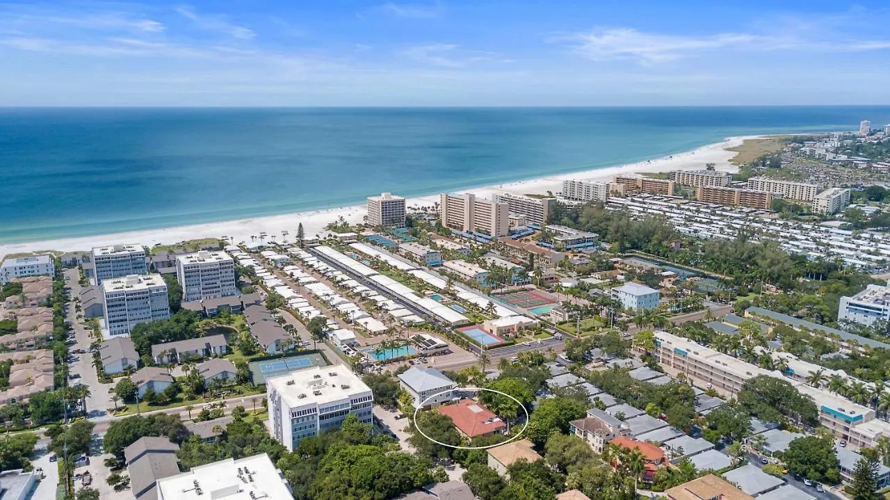 - Miramar 1216 * Siesta Key