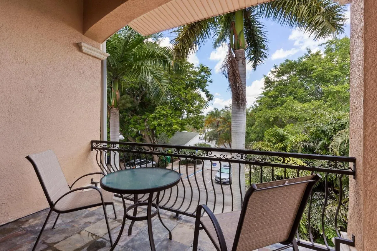 - Miramar 1216 * Siesta Key