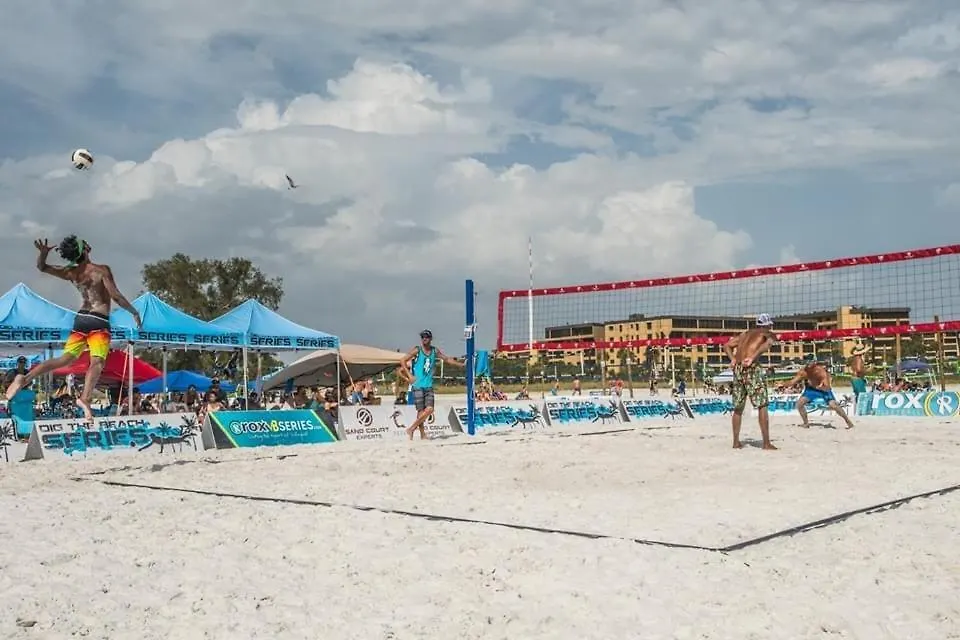 Tatil Evi Siesta Beach Cottage, Sleeps 6, Walk To Beach, Stores, & Restaurants