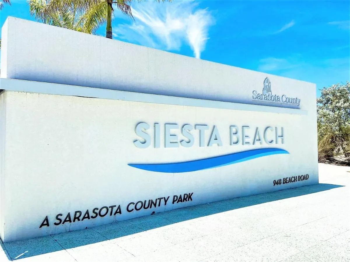 Tatil Evi Siesta Beach Cottage, Sleeps 6, Walk To Beach, Stores, & Restaurants