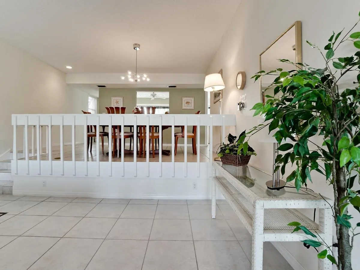 Our House At The Beach 222, Sleeps 4, 2 Bedroom, Tennis, Heated Pool