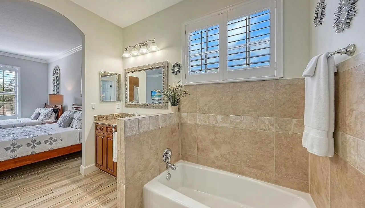 Castile - 5204 Siesta Key