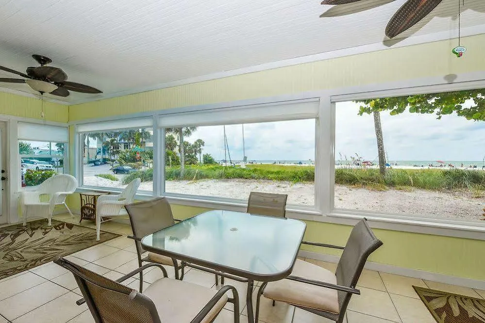 A House On Siesta Beach By Beachside Management