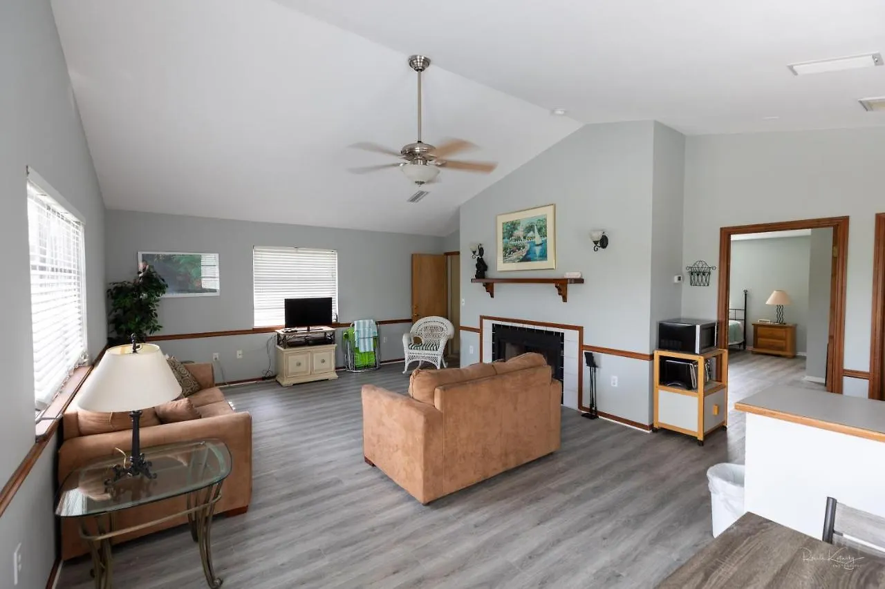 By Beachside Management 3*